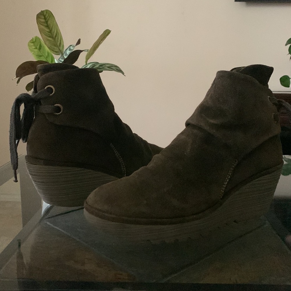 FLY LONDON ‘YAMA’ ANKLE BOOTS